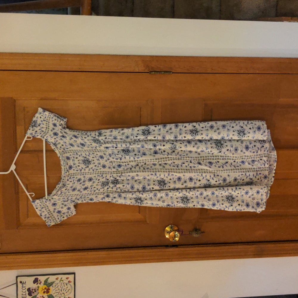 Old Navy Periwinkle Floral Shirred Off Shoulder Cap Sleeve Dress Size L - Picture 4 of 10